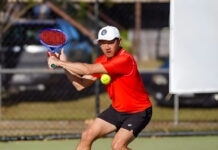 AO 1 point slam to hit Chinchilla