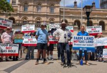 Darling Downs farmers march on Parliament