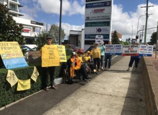 Farmers and Knitting Nannas call on Queensland Treasurer to honour promise to farmers