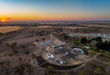 Giant generator delivery powers the way to Kogan Creek